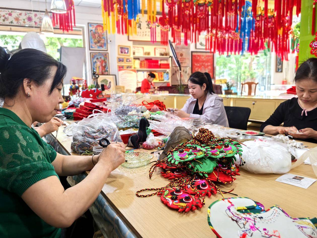 河东香包布艺店